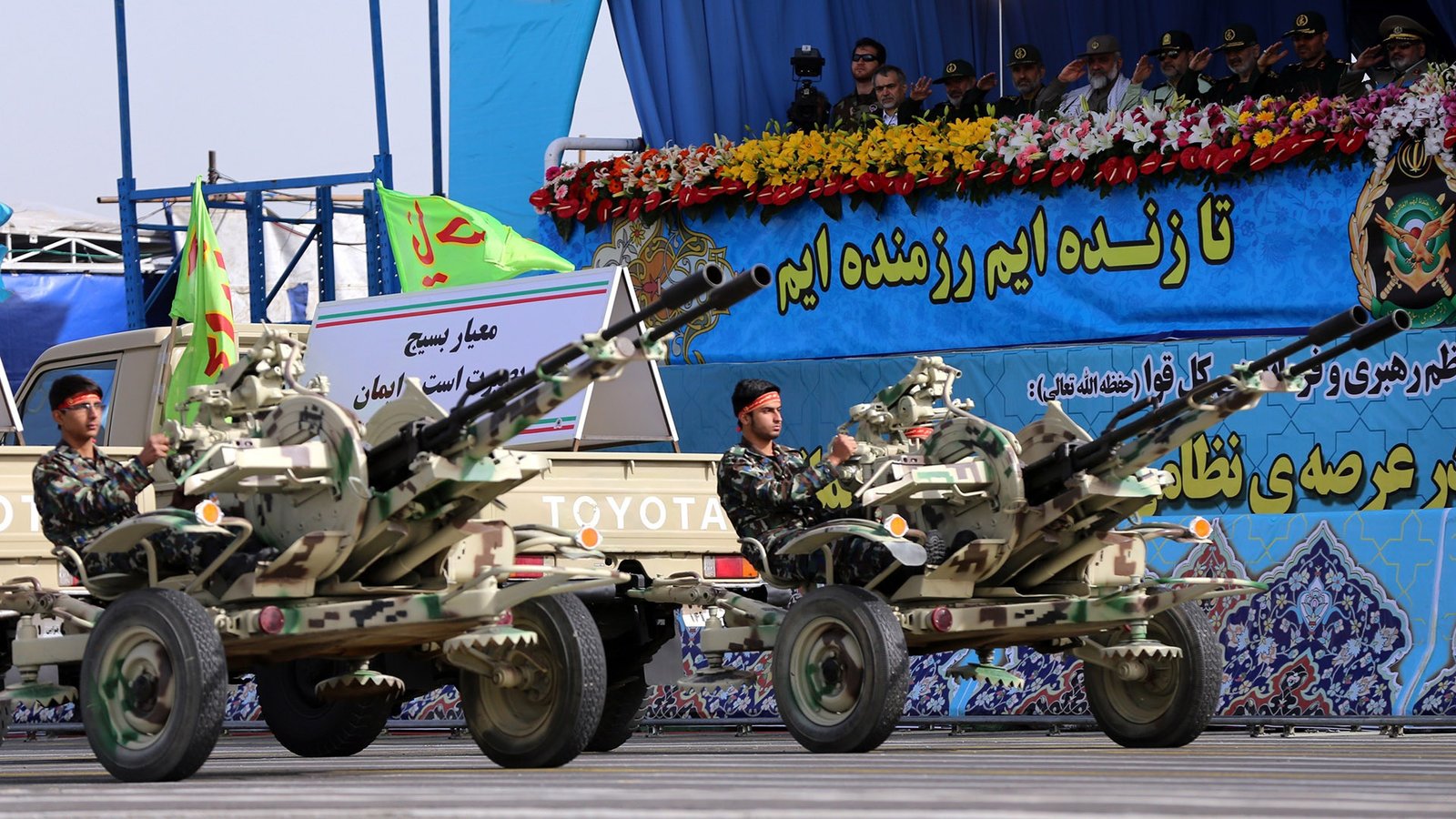 الجيش الإيراني : لنا الكلمة الأولى في العالم من حيث المعدات محلية الصنع بنسبة 100٪