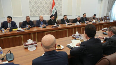 الديمقراطي ولااطار