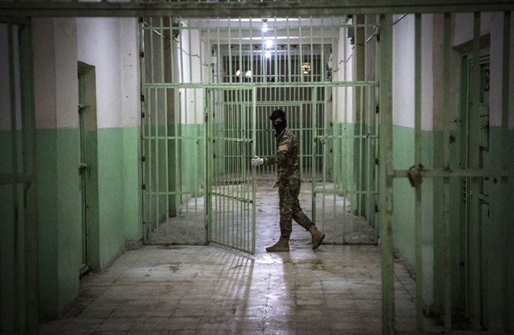 السجن 15 عاما بحق تاجري مخدرات جنوبي العراق